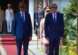 الرئيس السيسي يستقبل نظيره الصومالي بقصر الاتحادية