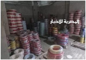 حبس متهمين بإدارة مصنع لتصنيع الأسلاك الكهربائية المغشوشة بمنشاة ناصر