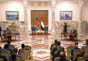 بث مباشر.. الرئيس السيسي ورئيس جمهورية كينيا يشهدان التوقيع على عدد من مذكرات التفاهم والتعاون بين البلدين