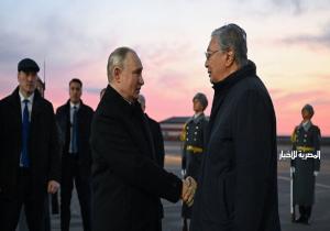 بوتين يصل إلى أستانا في زيارة رسمية يلتقي خلالها الرئيس الكازاخستاني لبحث العلاقات الثنائية