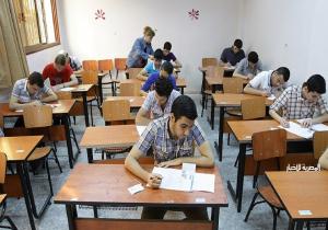 الثانوية العامة 2025، بدء امتحان اللغة الأجنبية الأولى
