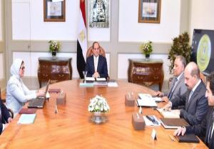 السيسي يجتمع مع وزيرة الصحة ومحافظ بورسعيد لبحث "التأمين الصحي الشامل"