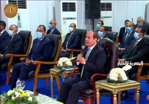 الرئيس السيسي يطمئن على مراحل سير العمل والكفاءة الفنية والإنشانية لمحور التعمير