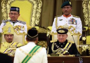 السلطان إبراهيم إسكندر يؤدي اليمين الدستورية ملكا جديدا لماليزيا