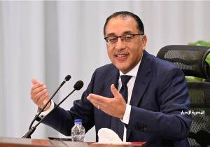 رئيس الوزراء يلتقي وفد رجال أعمال غرفة التجارة والصناعة القطرية