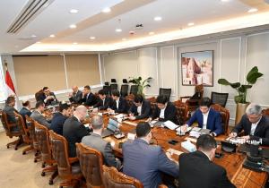 وزير الإسكان يتابع موقف منطقة الأعمال المركزية بالعاصمة الإدارية