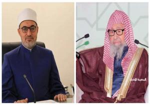 مفتي الجمهورية يهنئ الشيخ «صالح الفوزان» بتعيينه مفتيًا عامًا للمملكة