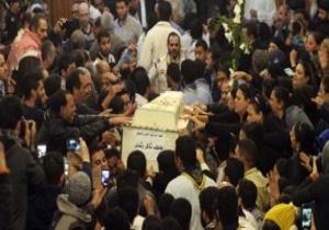 تشييع جثامين شهداء حادث كنيسة حلوان إلى مثواهم الأخير بمقابر 15 مايو