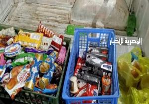 ضبط كمية من عبوات المواد الغذائية منتهية الصلاحية في محل عطارة بكفر الشيخ