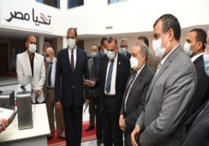 وزير الإنتاج الحربى يتفقد المنتجات المقرر عرضها فى (EDEX 2021).. صور