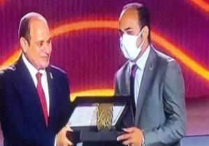 منسق حياة كريمة بالغربية: تكريم الرئيس شرف عظيم لى وأهديه لروح والدتى