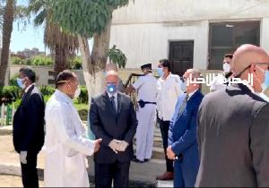 محافظ القاهرة يتفقد مستشفى صدر العباسية ويطمئن على توافر المستلزمات الطبية