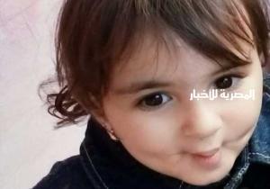 المتهمون بقتل «طفلة المنصورة» يمثلون الجريمة.. والأهالي عايزين حقها