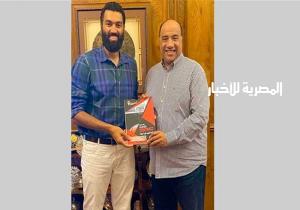 نجم السلة يجدد تعاقده مع الاتحاد السكندري لمدة موسمين