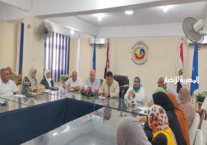 السكرتير العام يعقد اجتماع لبحث الموقف التنفيذي لملفات التصالح والتقنين  بأبو حمص