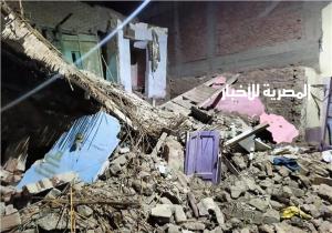 بسبب الميراث.. شقيق يهدم منزل أسرته أثناء الإفطار بلودر في طلخا