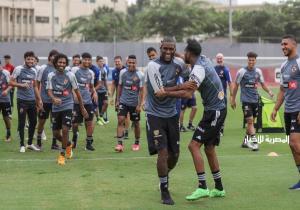 الأهلي يخوض مرانه الأول في السعودية اليوم استعدادًا للسوبر الإفريقي