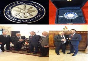 ميدالية القوات المسلحة للدكتور "عبدالله مباشر" نائب رئيس الجالية المصرية برومانيا