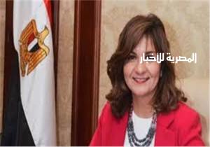«عودة شبح الإغلاق».. الجاليات المصرية «سند» العالقين بالخارج