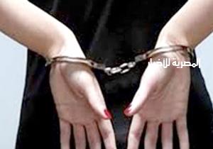 حبس مالكة مطبعة لحيازتها 56 ألف عبوة كرتونية لعطور عالمية مقلدة ومنسوخة داخل مطبعة "بدون ترخيص" بالسلام