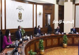 مدبولي: تواجد مسئولى الوزارات فى الحى الحكومى والعمل بصورة تدريجية من هناك