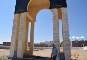 محافظ البحر الأحمر يتفقد مقابر الشهداء بالغردقة