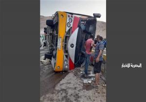 ننشر أسماء الوفيات والمصابين في حادث انقلاب أتوبيس طلاب جامعة الجلالة
