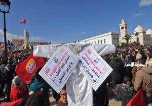 تظاهرة للمعلمين بتونس.. ومخاوف من "السنة البيضاء"