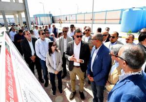 وزير الإسكان ومحافظ البحيرة يفتتحان محطة معالجة الصرف الصحي بمركز بدر |صور