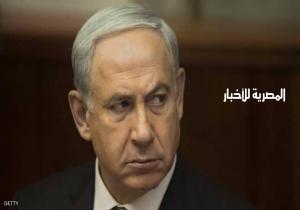 رئيس طاقم الدفاع عن "فساد نتانياهو" يستقيل