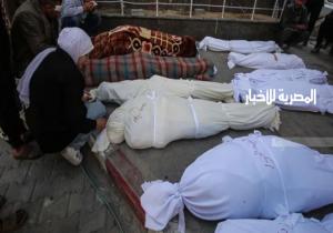 استشهاد 43 فلسطينيًّا في غزة بينهم 26 من منتظري المساعدات منذ فجر اليوم