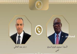 وزير الخارجية والهجرة يبحث مع نظيره في غينيا الاستوائية تعزيز السلم والأمن بالقارة الأفريقية