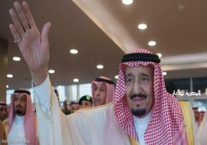الملك سلمان يلتقي وزير الدفاع الأميركي