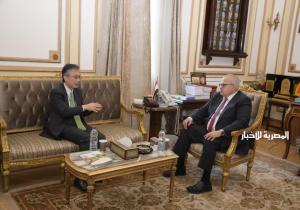 الخشت يبحث مع سفير اليابان بالقاهرة تعزيز التعاون بين جامعة القاهرة ونظيراتها اليابانية