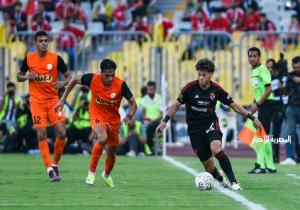الأهلي يهزم فاركو بثنائية إمام عاشور ويصعد للمربع الذهبي بالدوري