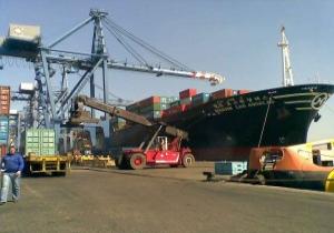 إعادة فتح ميناء شرم الشيخ البحري بعد تحسن الأحوال الجوية