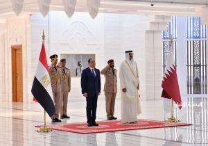 الرئيس السيسي وأمير قطر يتبادلان الرؤى حول جهود وقف إطلاق النار في قطاع غزة