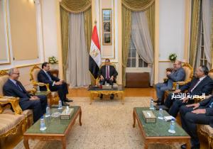 وزير الإنتاج الحربي يستقبل «سفير مصر لدي التشيك» لمناقشة تعزيز التعاون