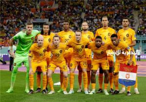 هولندا تهزم قطر بهدفين وتصعد أول مجموعتها بكأس العالم
