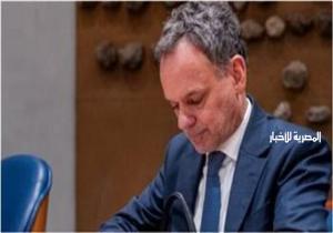 استقالة وزير الخارجية الهولندي لعجزه عن اتخاذ تدابير قوية على أفعال إسرائيل في غزة