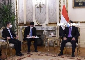 مدبولى يُثنى على توقيع اتفاقيتين لتصنيع لقاح سينوفاك فى مصر