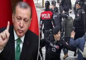 منظمة حقوقية: تركيا تعتقل ثلث الصحفيين وتغلق الكثير من وسائل الإعلام