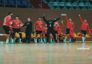كرة اليد، الأهلي يهزم الزمالك ويتوج بطلا لكأس السوبر