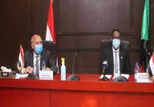 وزير النقل يناقش خطة ربط السكة الحديد مع السودان بطول 500 كم