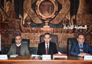 محافظ الغربية لـ "مسئولي الإدارات الهندسية": وضع آليات عمل جديدة لإنجاز الأعمال وإزالة المخالفات