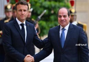 الرئيس السيسي ونظيره الفرنسي يتفقان على تكثيف الجهود والتنسيق المكثف من أجل ضمان أمن واستقرار المنطقة
