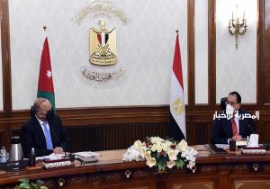وزير الصناعة الأردني: التنسيق مع مصر بشأن المعايير والمواصفات الجديدة للسلع