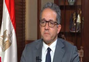 وزير السياحة والآثار يعلن مشروع قانون لإنشاء "بوابة الحج"
