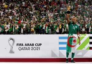 ياسين براهيمي يتوج بجائزة أفضل لاعب بكأس العرب