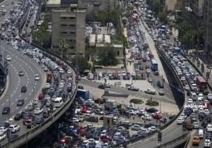 اليوم.. تكدس مروري وتباطؤ حركة السيارات بميادين القاهرة والجيزة